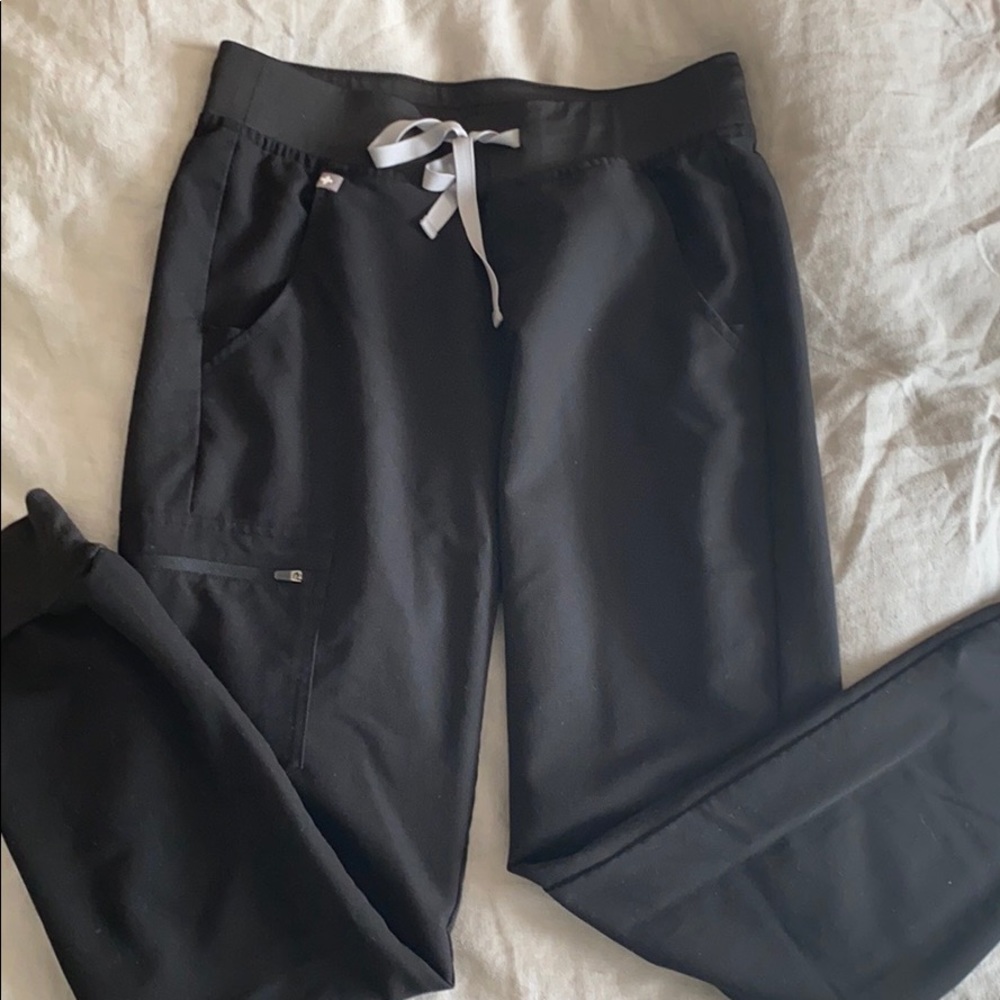 CASMA 3 pocket Top